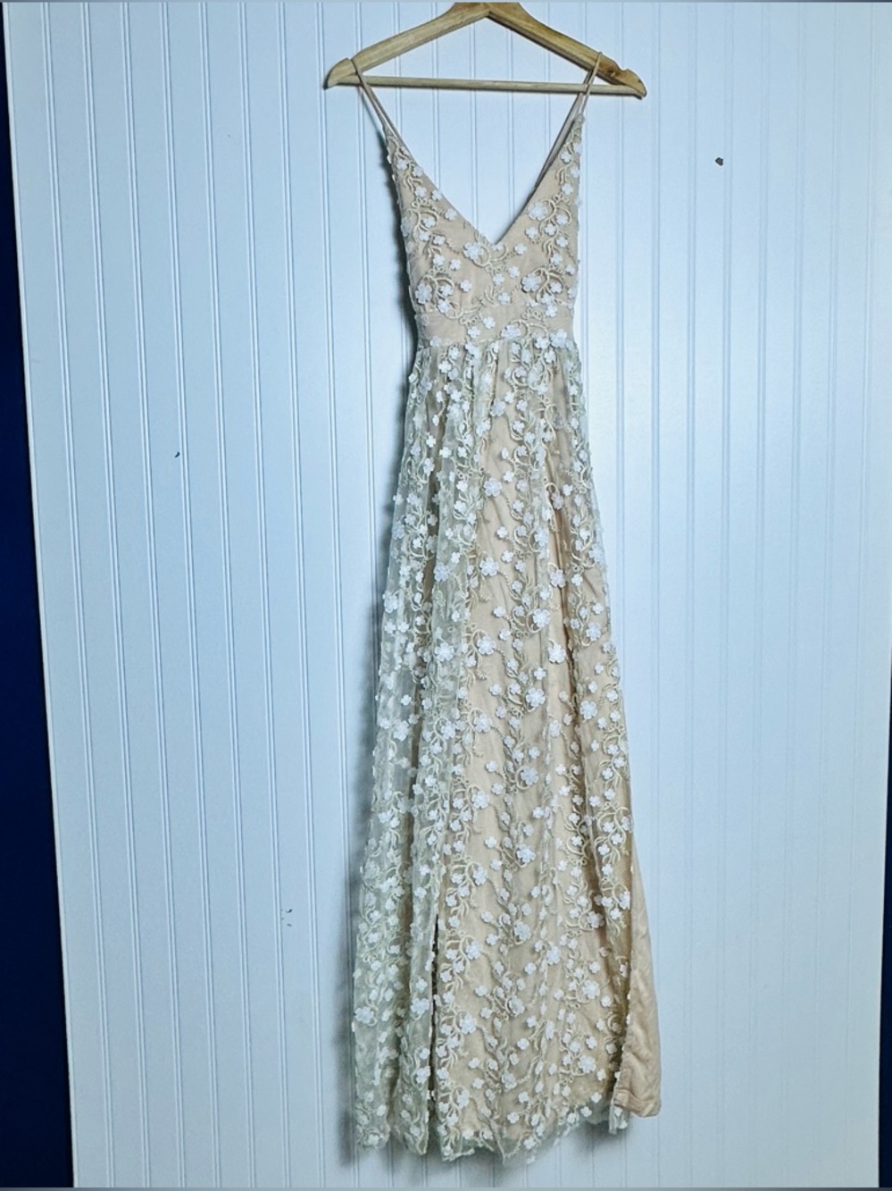 Altar’d State Maxi Dress Ivory Caledonia Strappy Floral Overlay Womens Size M - Picture 4 of 12